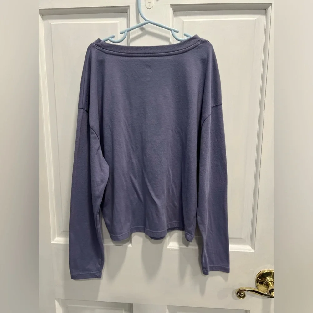 CONVERSE Long Sleeved Sweatshirt SIZE MEDIUM Girls Pre Loved DAMAGE SEE PHOTOS